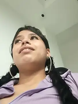 petite coral online show from January 6, 11:52 pm