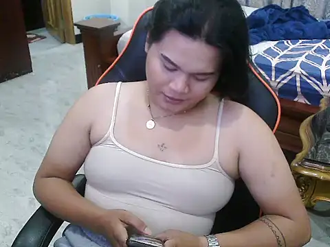 Zoe fenlon online show from November 7, 12:33 pm