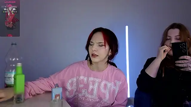 akemichkaa online show from January 17, 7:10 pm