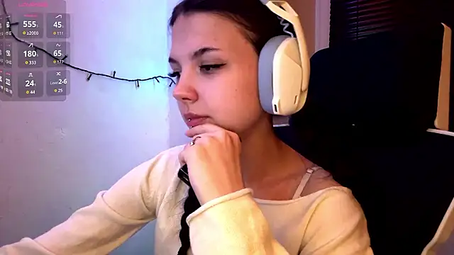 HanaMantanaDell online show from March 14, 4:19 pm