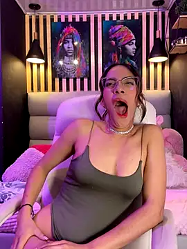 elegant  rouse online show from November 4, 9:42 pm