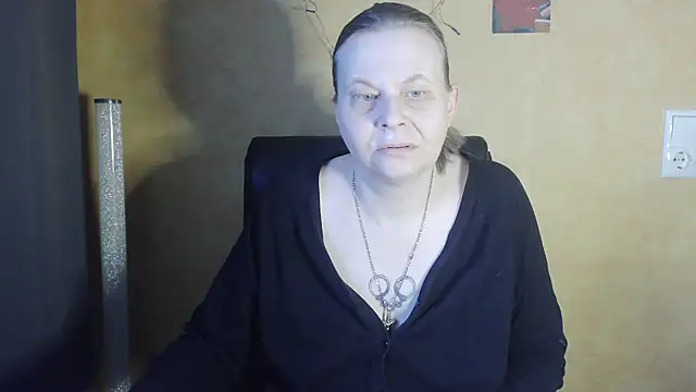 Diamond Bite online show from November 9, 7:15 am