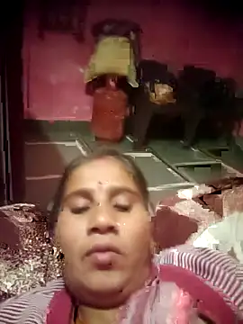 OliveGreen22 online show from November 15, 11:33 am