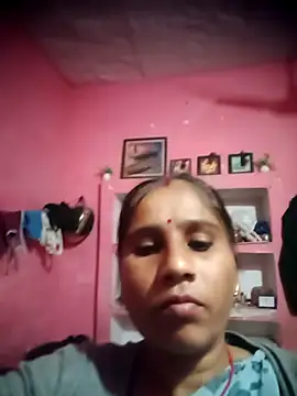 OliveGreen22 online show from November 10, 12:11 pm