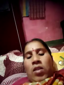 OliveGreen22 online show from November 25, 9:44 am