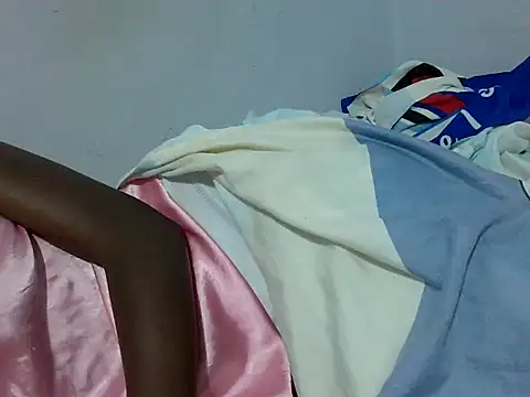 heloraniah online show from February 23, 8:25 am