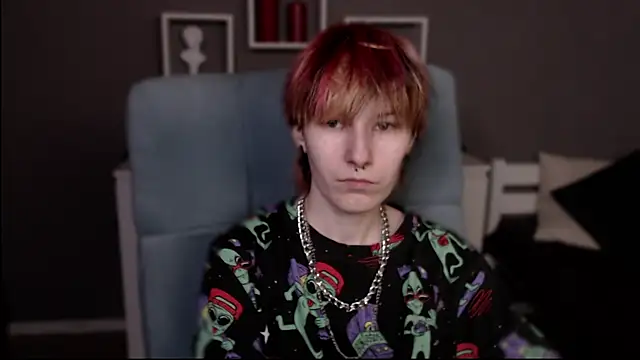 guitarandangell online show from April 12, 6:22 pm