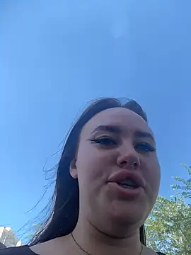 KiraSunshine online show from June 4, 3:23 am