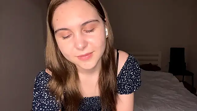 MyraLitterers online show from December 21, 3:38 pm