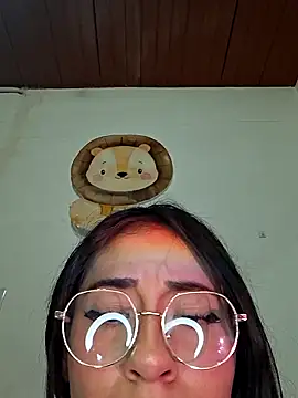 chloebrownn03 online show from November 6, 4:07 am