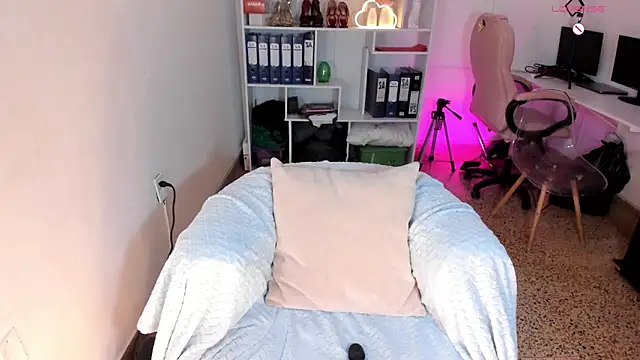 Dakota jhons1 online show from February 20, 6:26 am