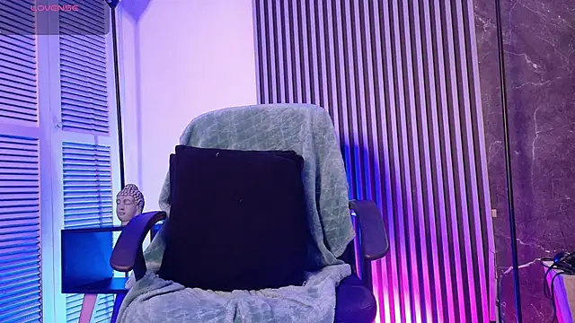 SelenaAbatti  online show from November 20, 6:36 am