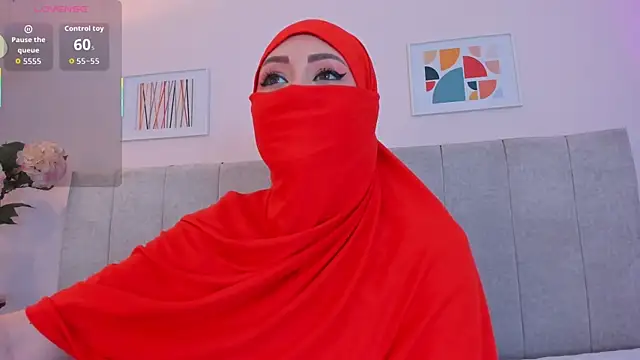 fatiima  online show from December 16, 7:09 pm