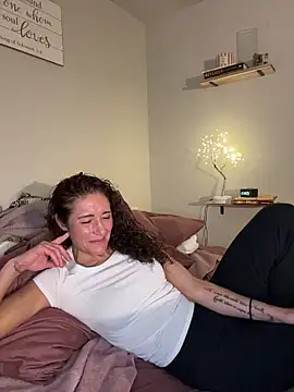 PetitemarieeThaReal online show from November 7, 5:46 am