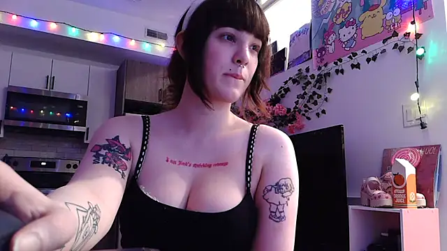 Trickylucy555 online show from January 17, 8:55 am