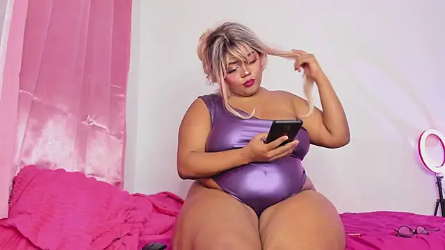 NxyChloe online show from February 27, 4:45 am