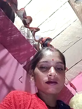 queen sonam online show from November 25, 5:04 pm