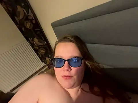 Scarletcum22 online show from January 8, 7:34 am