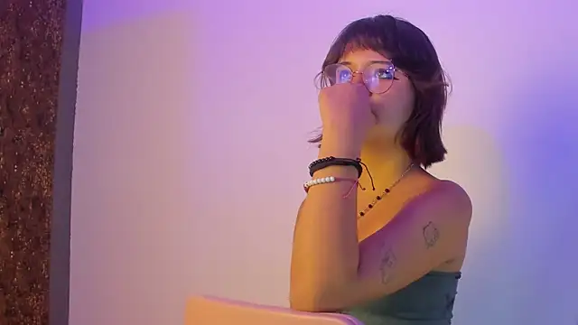 Ivy  storm online show from November 3, 4:33 pm