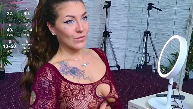 IvorySwan online show from November 14, 5:40 am