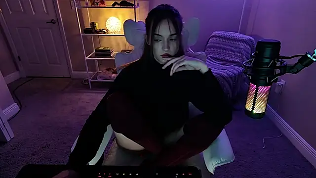 AngieFae  online show from February 13, 2:46 am