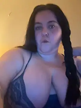 Maya 29x online show from April 7, 10:23 pm