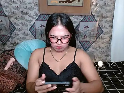 jelai evans online show from November 27, 5:05 pm