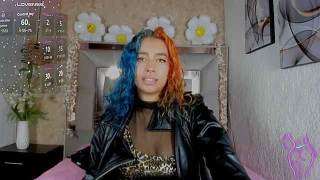 Cristall ravven online show from November 20, 3:02 pm