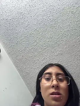 Violeet-Smith online show from February 5, 4:21 pm