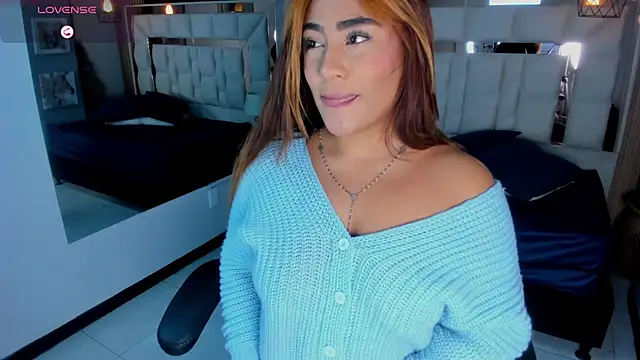 AnguelJones online show from October 28, 4:07 am