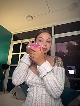 Beella1  online show from November 7, 11:49 am