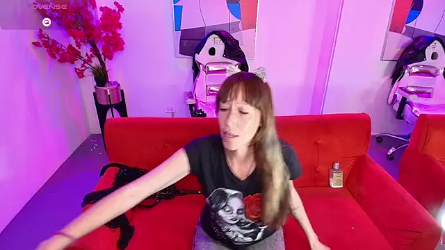 Gatix  online show from November 16, 3:52 am