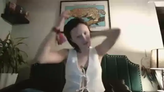 kutekiwi online show from October 29, 5:12 am