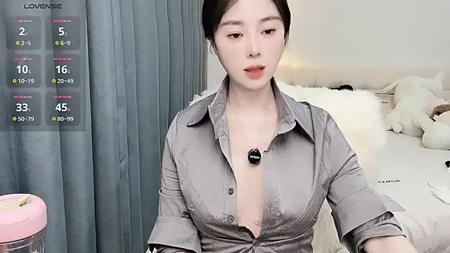 Xiaotaimei 666 online show from February 9, 9:39 pm