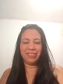 LeilaTaylor online show from November 4, 6:24 pm