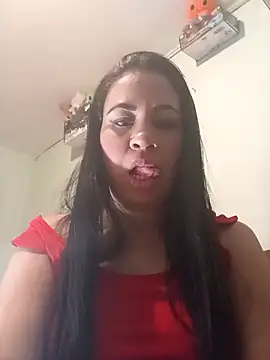 LeilaTaylor online show from November 6, 1:50 pm