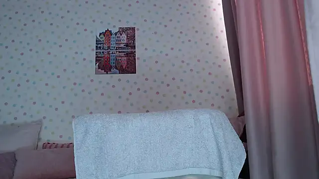 little paw  online show from November 12, 6:11 am