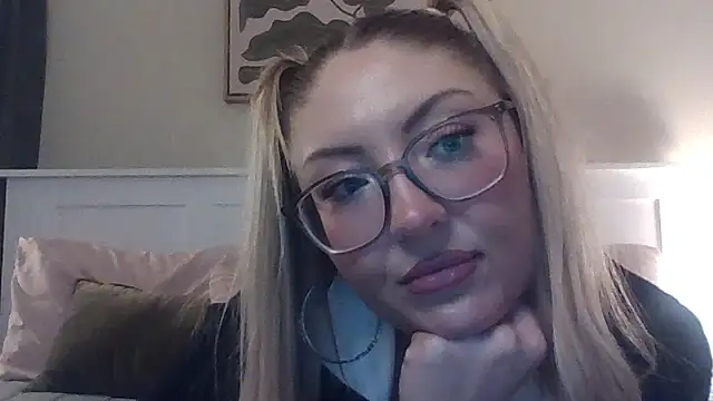 assstrogirl online show from November 9, 5:14 am