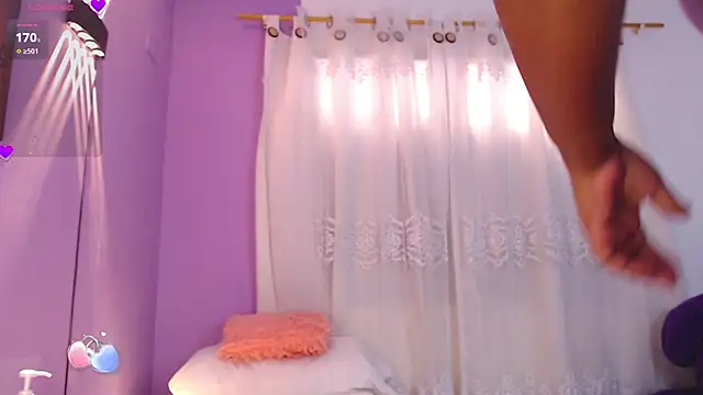 Sweety-Bon-Bon online show from December 18, 1:05 pm