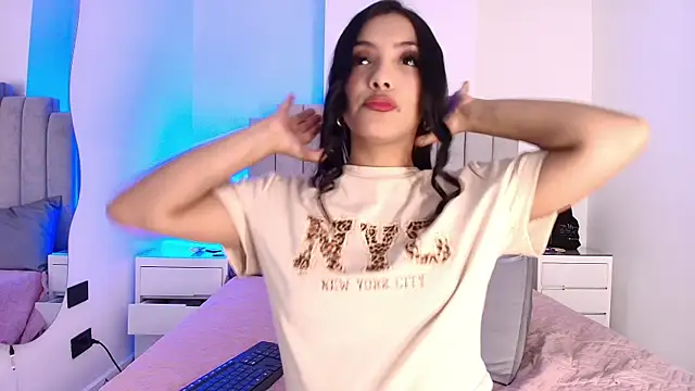 ellisrossi online show from January 16, 7:10 pm