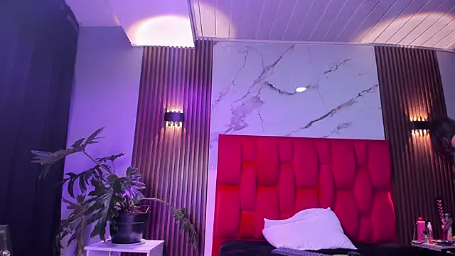 Violet-Storm- online show from November 30, 1:32 am