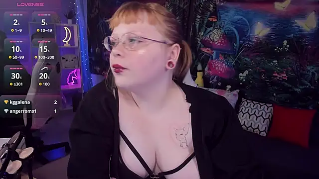 LottieReed online show from November 19, 3:56 pm