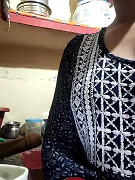 Pyaar Ki Pooja online show from November 12, 4:10 am