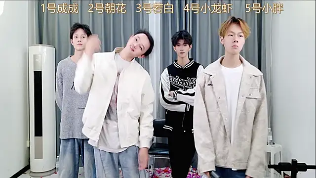 QYBOYS-001 online show from October 31, 12:20 pm