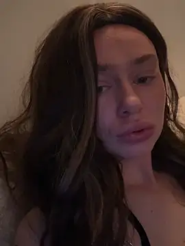 Erinbx12 online show from April 11, 5:02 am