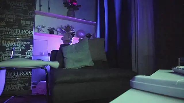 DemmiLove online show from February 18, 8:19 pm