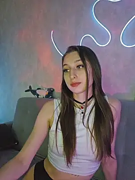 Emma Wilsons online show from December 5, 3:46 pm