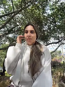 sarah honey   online show from January 10, 3:28 pm