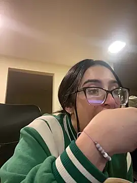 Kloe Novoa online show from March 24, 12:10 pm