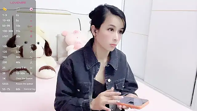 -Jenny-666- online show from January 16, 9:33 pm